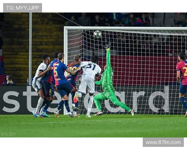 略伦特:巴萨用传中和角球攻破防线 略伦特:巴萨用传中和角球攻破防线